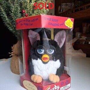 Vintage ‘99 Graduation Furby – Special Edition, New In Box, 1998 Series #70-886